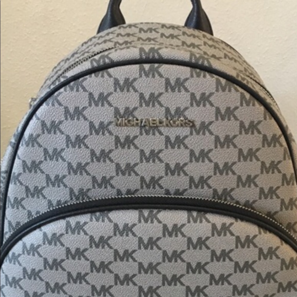 Micheal Kors Abbey large Backpack